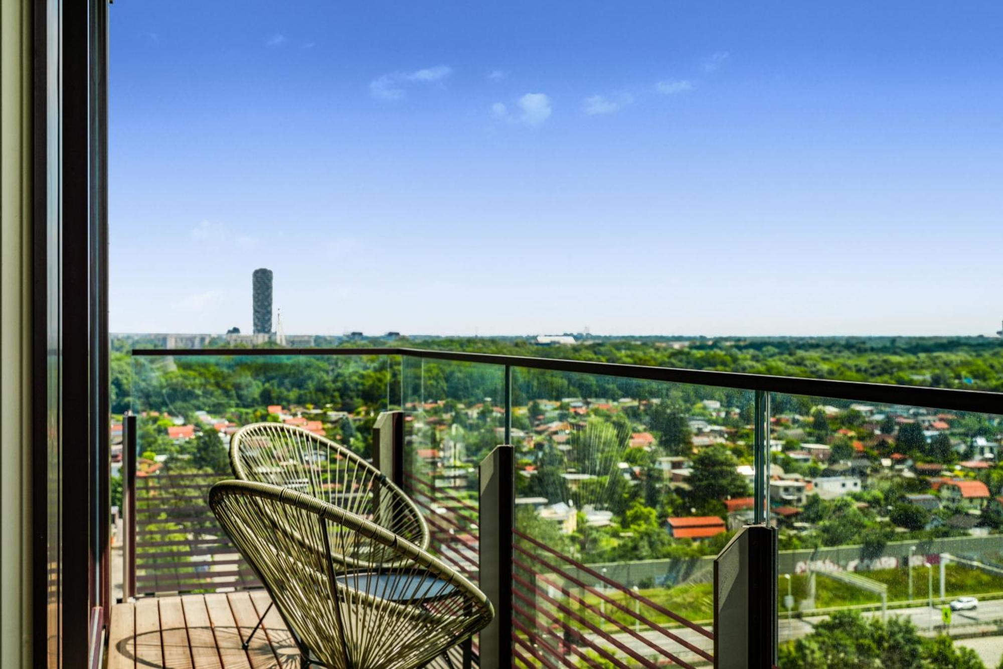 Vienna Sky Apartment I Rooftop Pool I Netflix Экстерьер фото